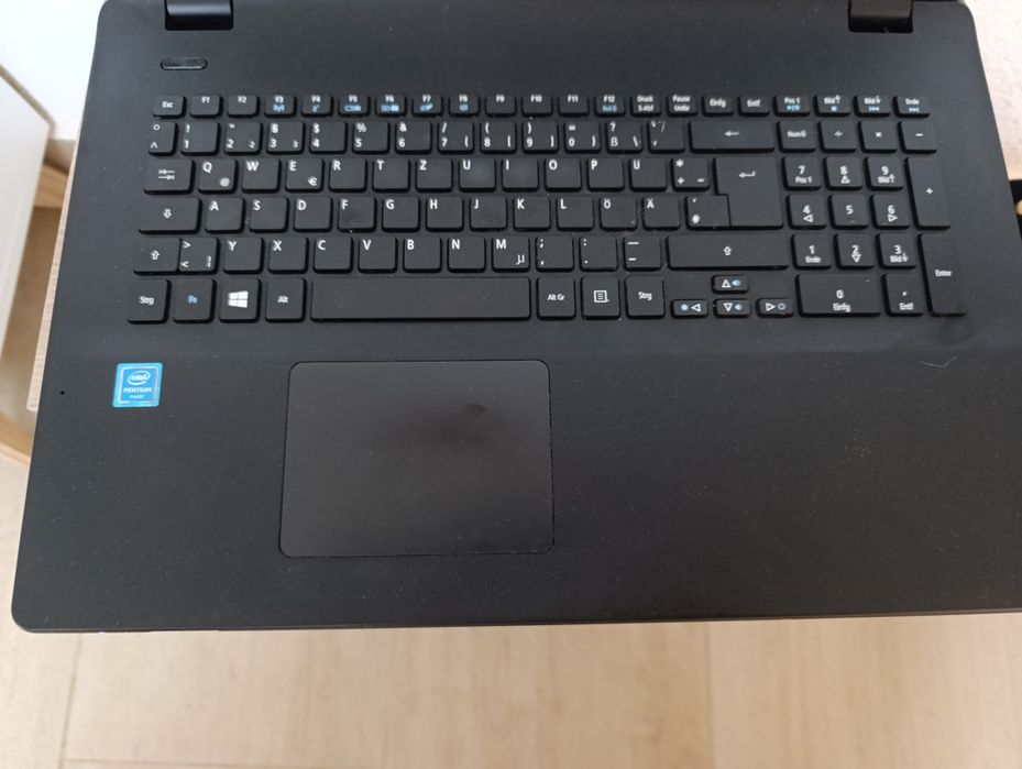 Acer aspire es1-731