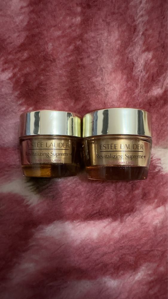 Crema fata Estee Lauder Revitalizing Supreme+ Youth Power Creme