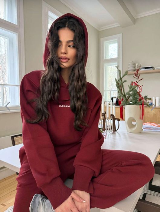 Ватиран дамски екип Karma