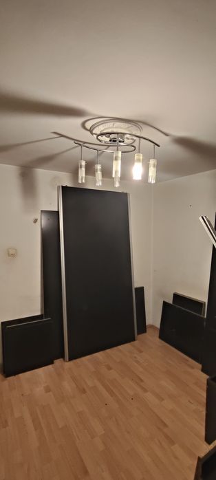 Dulap cu usi glisante , demontat , facem si montaj