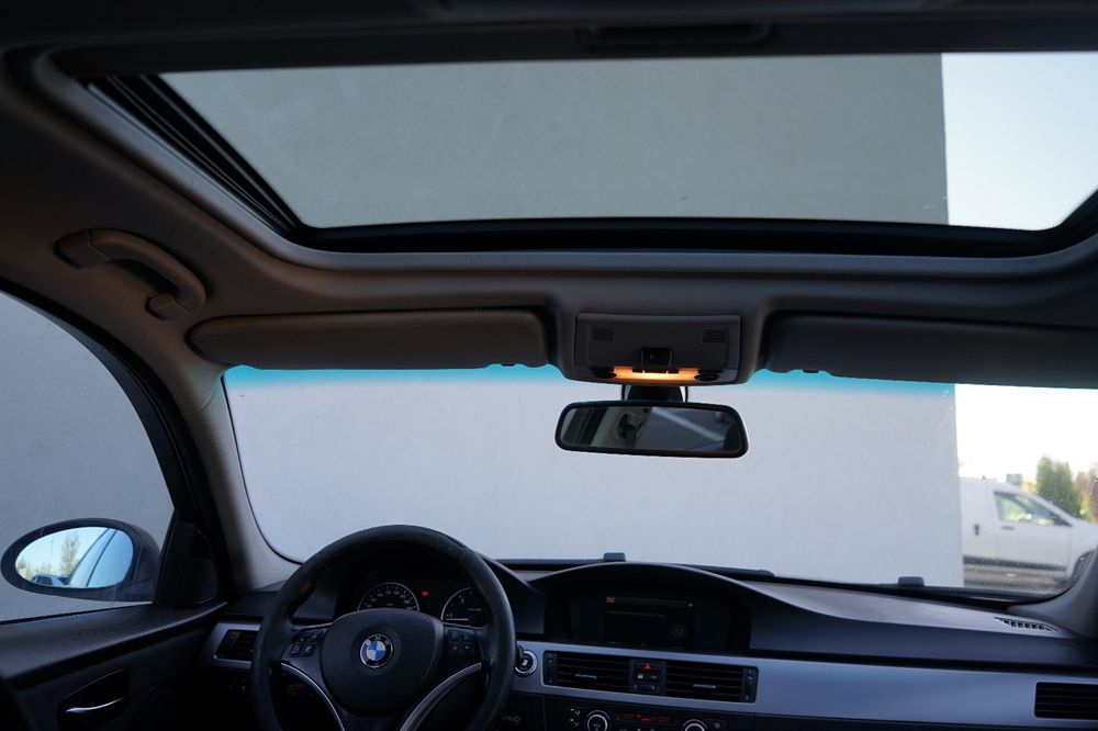 BMW seria 3 berlina e90 320D 163CP AN 2007 manuala 6 trepte