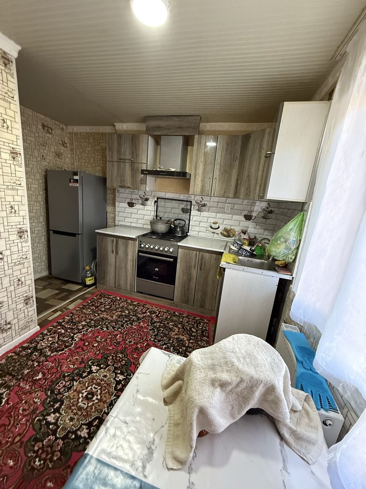 Chirchiq shaharda ijara hovli beriladi jami 4xona