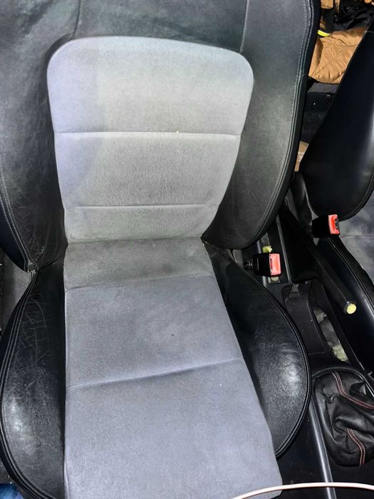 Ел седалки Seat Leon 1m
