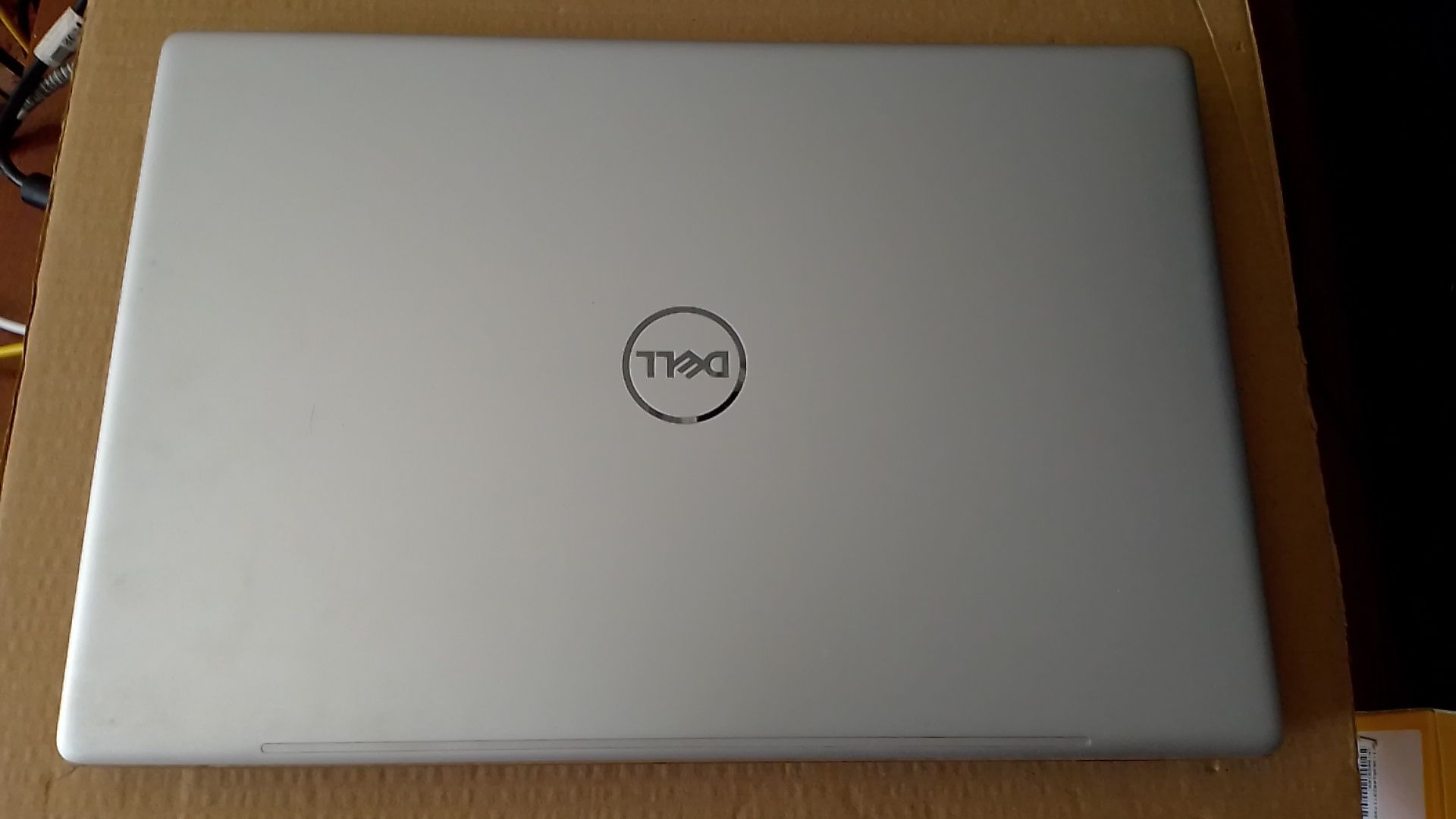 Dell Inspiron 7580 i7-8565U 8gb ram 512gb ssd