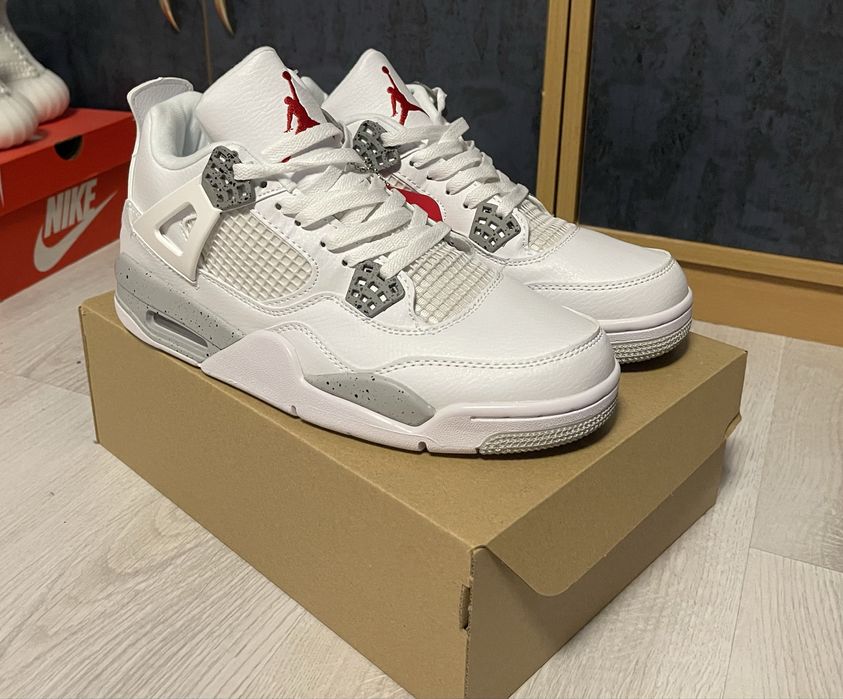 Jordan 4 Retro White Oreo