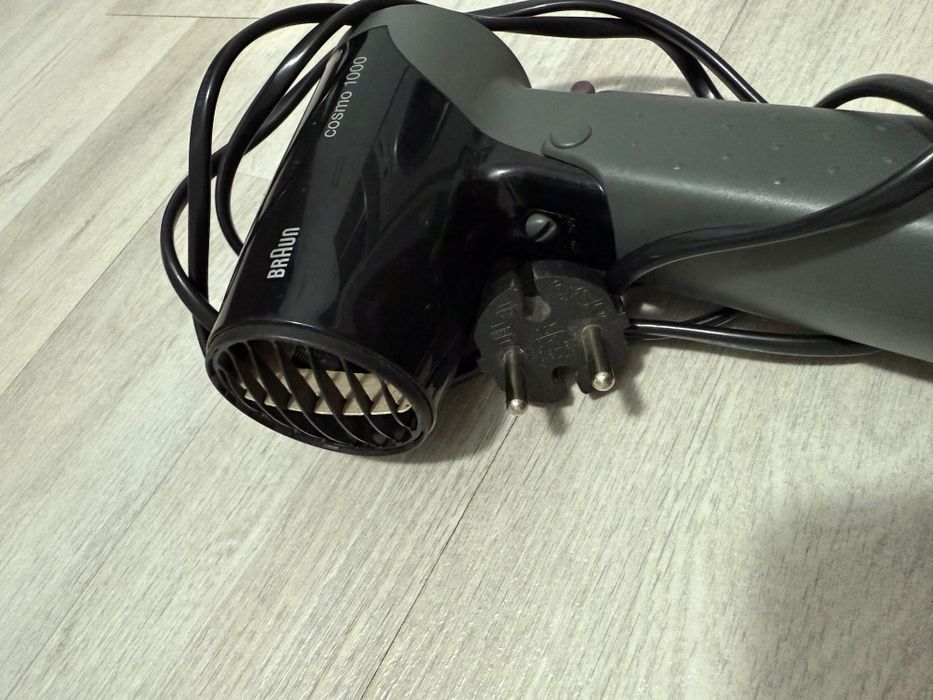 vand uscator de par braun cosmo 1000