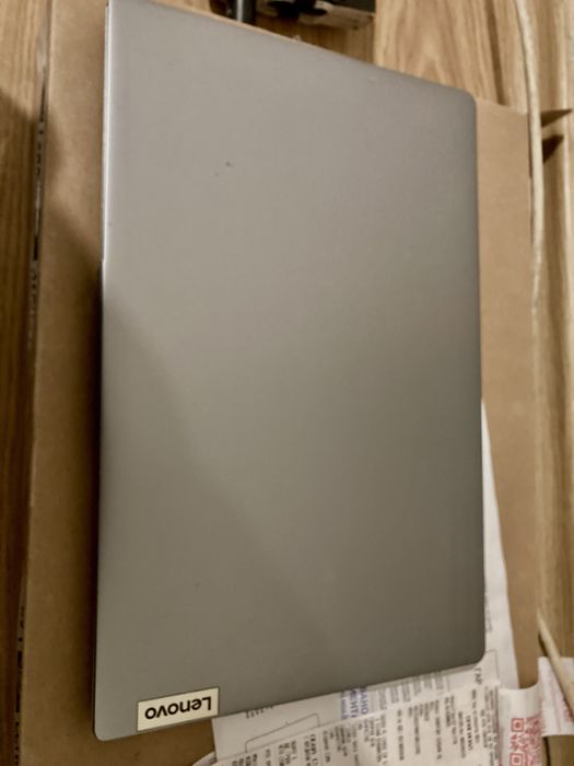 Лаптоп Lenovo IdeaPad Slim 3 Оставаща Гаранция до 2026 г