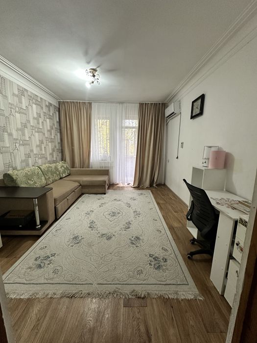 Сдаётся двухкомнатная квартира