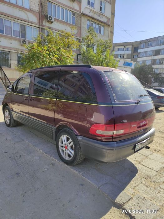 Обмен Toyota Estima на легковой автомобиль только с АКПП (автомат)