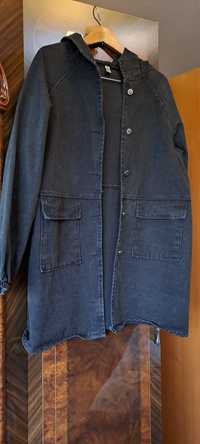 Продаётся женская джинсовая куртка