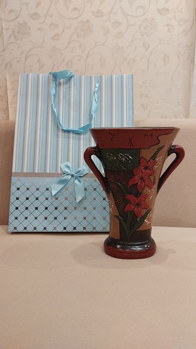 Новая ваза продам