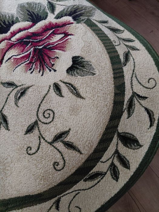 Ковры в отличном состоянии. После химстирки. Чистые все.