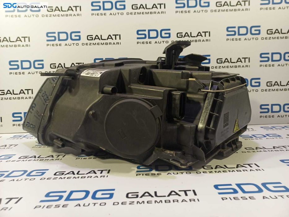 Far Dreapta Bi Xenon cu Daylight Audi A4 B8 2008 - 2013 Cod 8T0941004AP 89317901 8K0941597C [L1760]