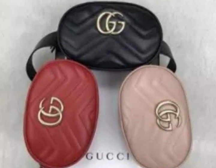 Geanta mini/borsete, diverse nuanțe, logo metalic, saculet, etichetă