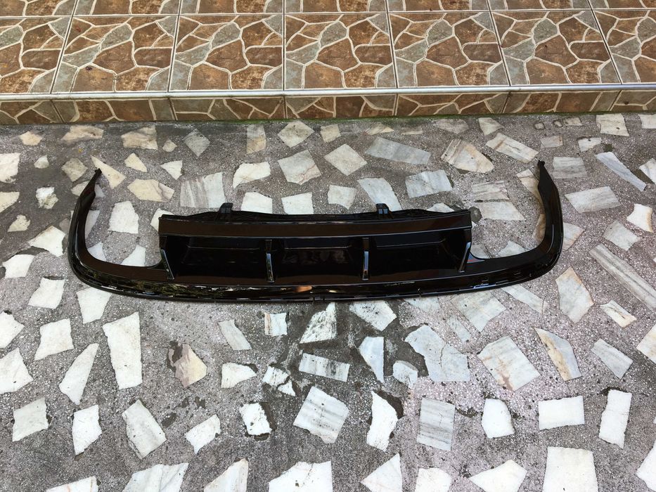 Difuzor bara spate (fusta)  model R line Volkswagen Passat CC