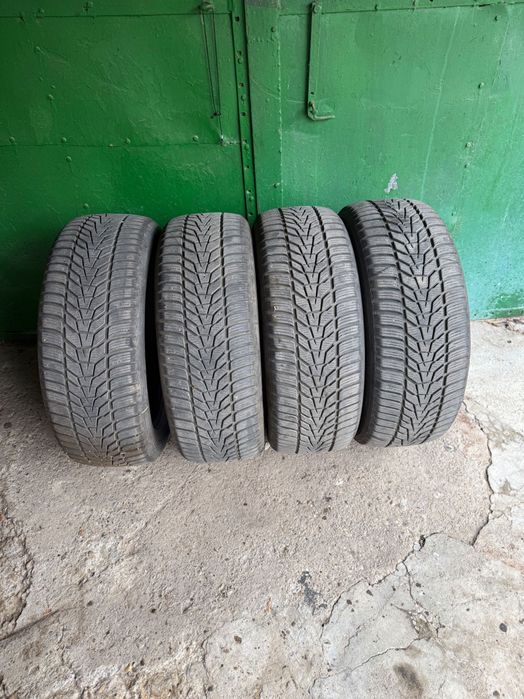 Зимни гуми Hankook 235/55/19