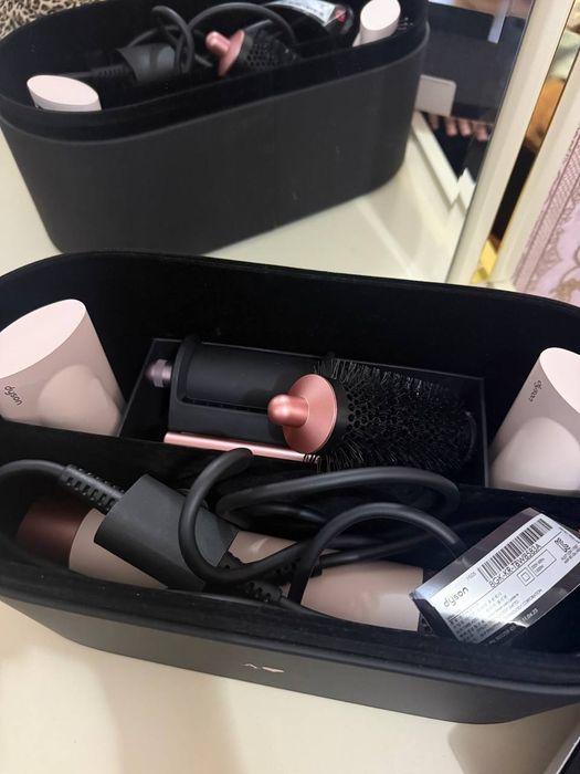 Дайсон новый в хорошем состоянии,продаётся