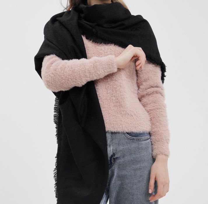 CALVIN KLEIN/ USA/платок- шаль- палантин- шарф