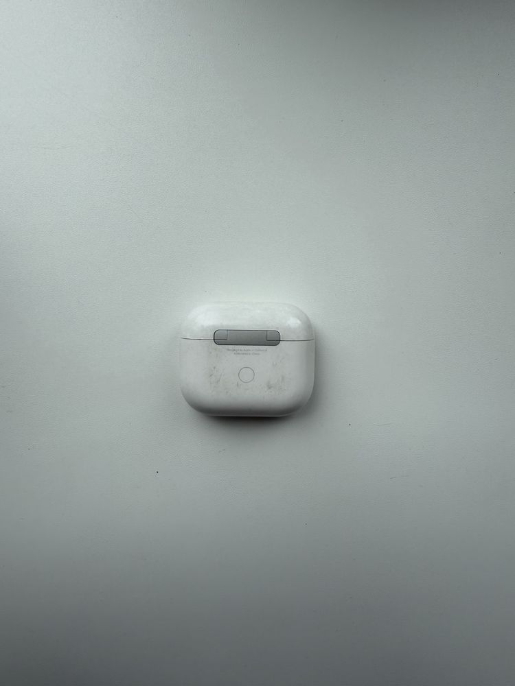 Кейс Apple AirPods 3