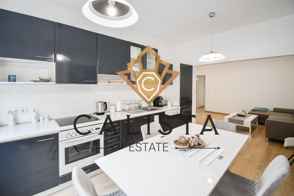 Дава се под наем Четиристаен апартамент в София, Център - 130 кв.м за 1380 € - Снимка #2