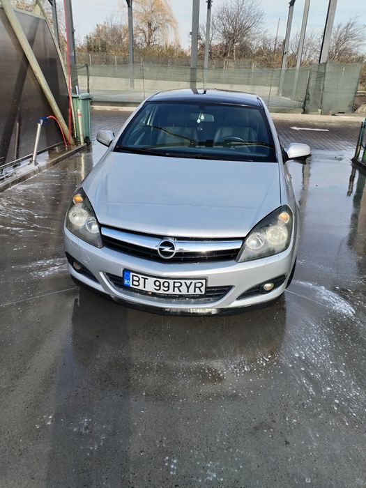 Vând Opel Astra GTC Sport