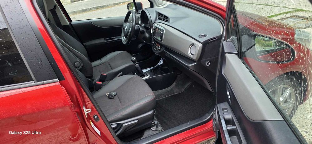 Toyota Yaris 1.4 D4D $ ПАНОРАМА $ NAVI $ Камера $ Кожа $