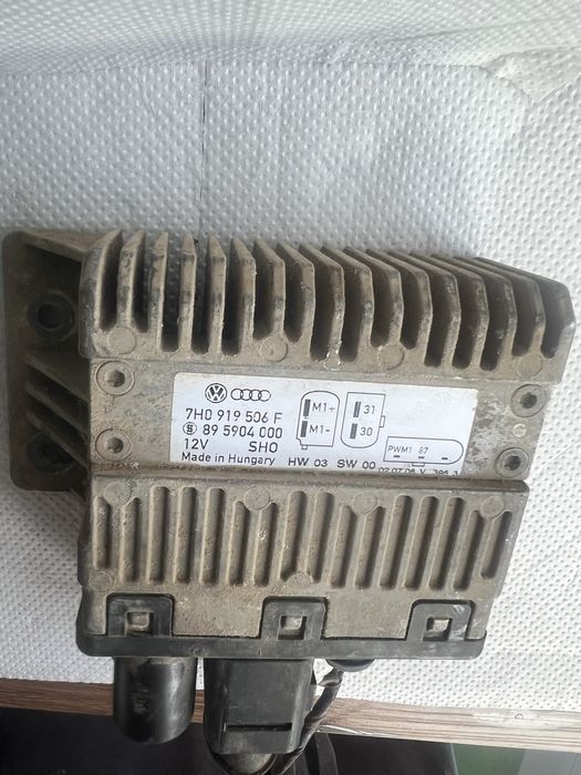 Releu Electroventilator Vw Transporter 5 cod pesa 7H0919506F