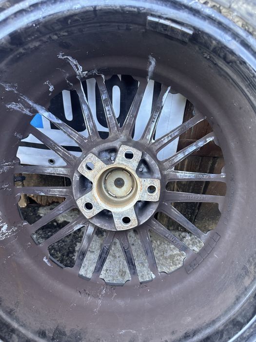 17 5х120 джанти с гуми