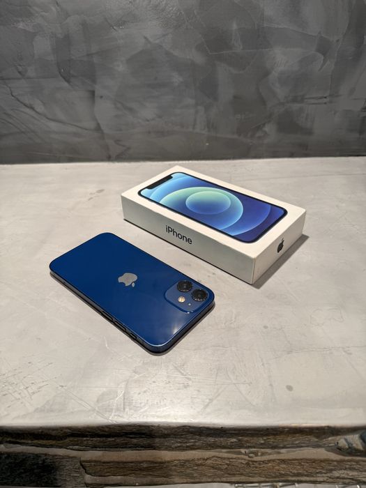 КАТО ЧИСТО НОВ Iphone 12 mini blue
