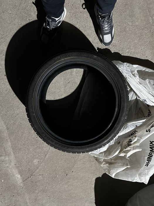 Продются 2 зимние резины