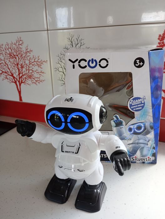 Танцуващ робот Silverlit