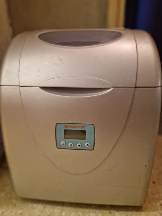 Mașină de făcut gheață,  trei dimensiuni cuburi!