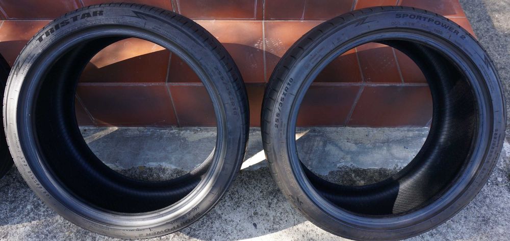Set anvelope R18 255 x 35, 225 x 40