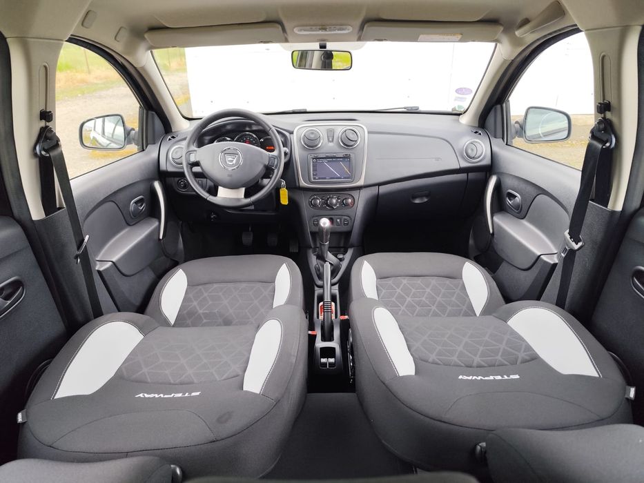 Dacia Sandero STEPWAY/AN 2015/Motor 0.900 BENZINA/90 cp