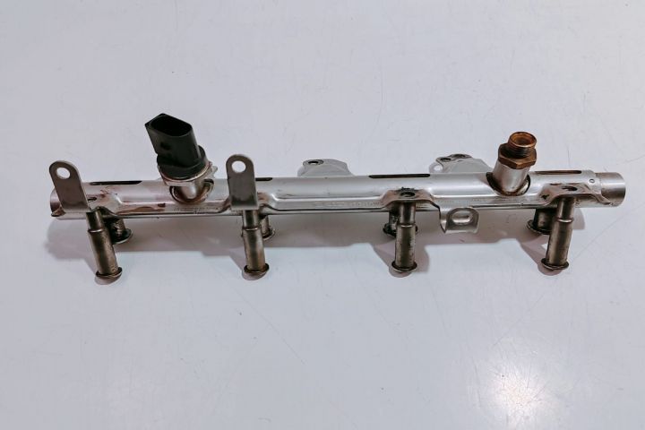 Rampa Injectoare  06J133317M Audi A4 B8/8K