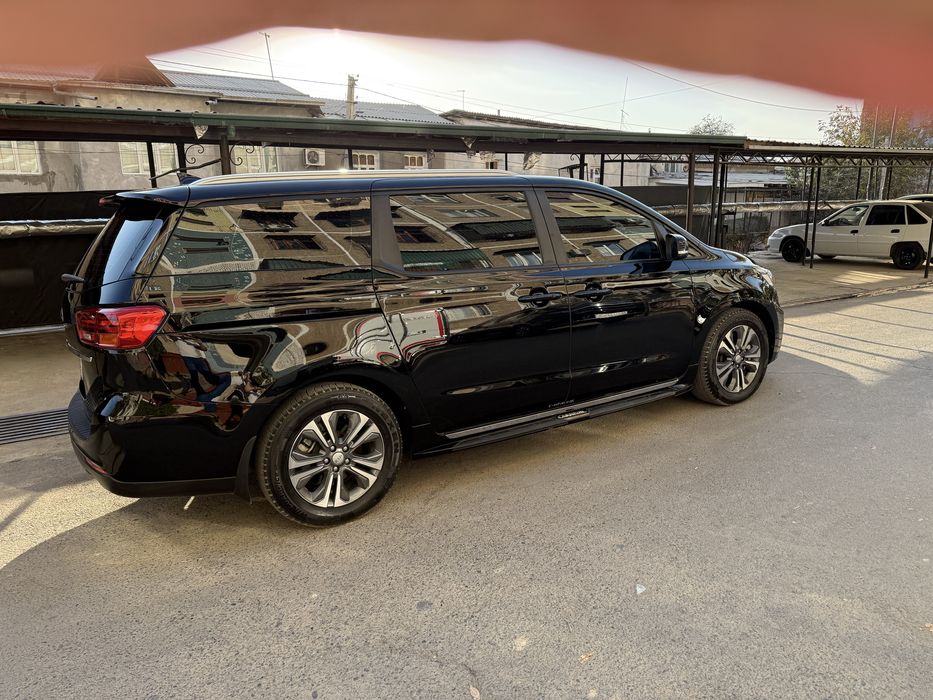 KIA Carnival Grand 8 urindiqlik