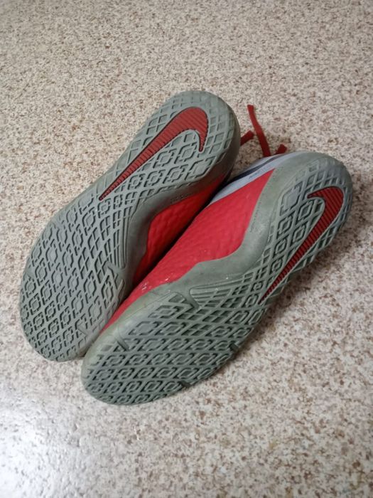 Футзалки Найк 40 размер