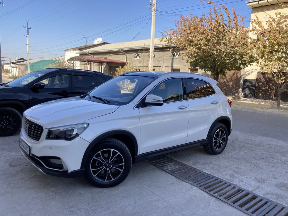 Электромобиль сотилади 405 км