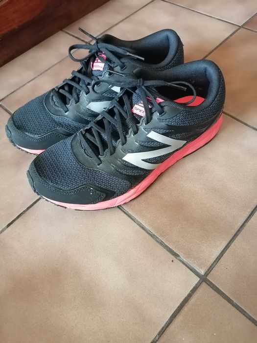 Дамски оригинални маратонки New balance два модела номер 39