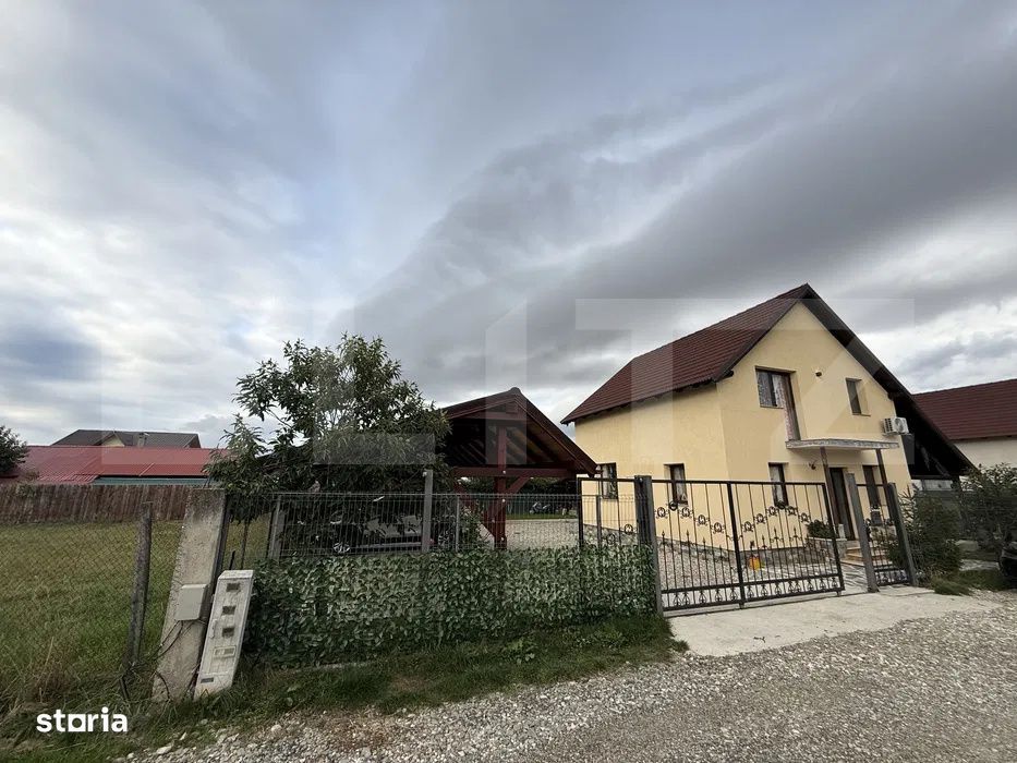 Vulcan – casa de vanzare cu panorama montana deosebita