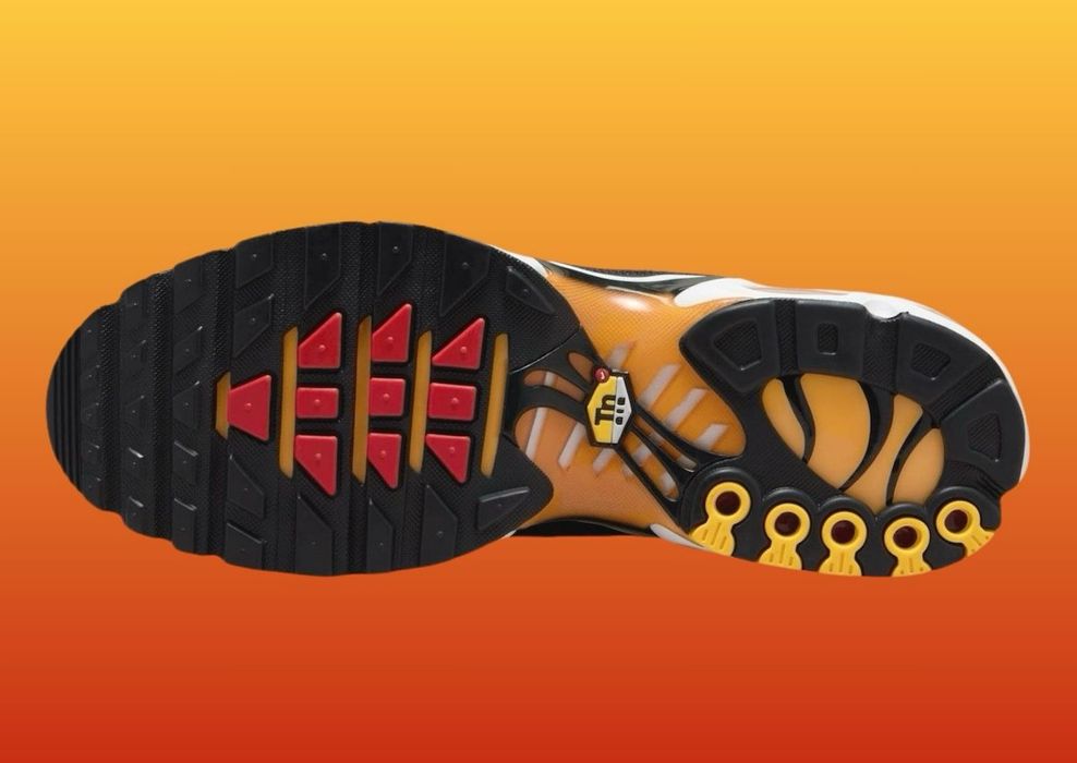 NIKE AIR MAX TN ‘Sunset / Orange’