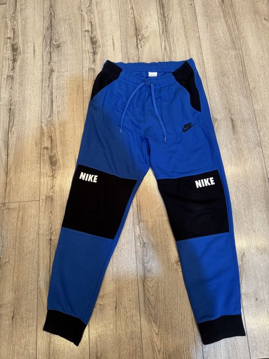 Pantaloni nike albastrii