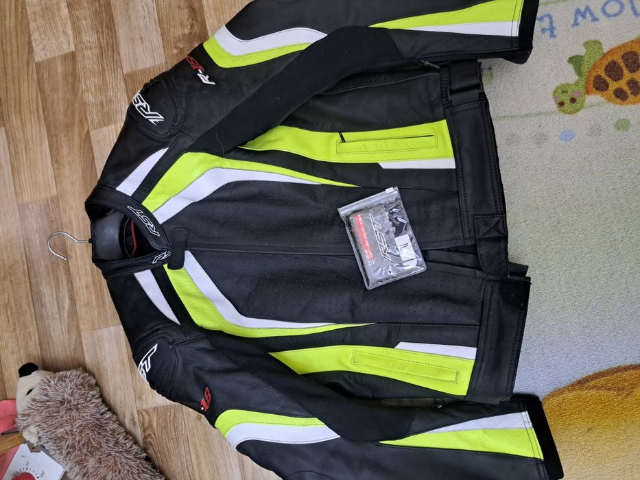 Кожено яке за мотор.RST яке