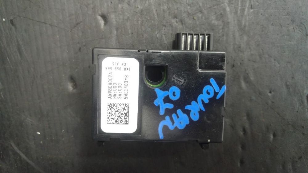 senzor unghi volan  vw touran skoda octavia 2 vw golf 5 audi a3 1k0959654