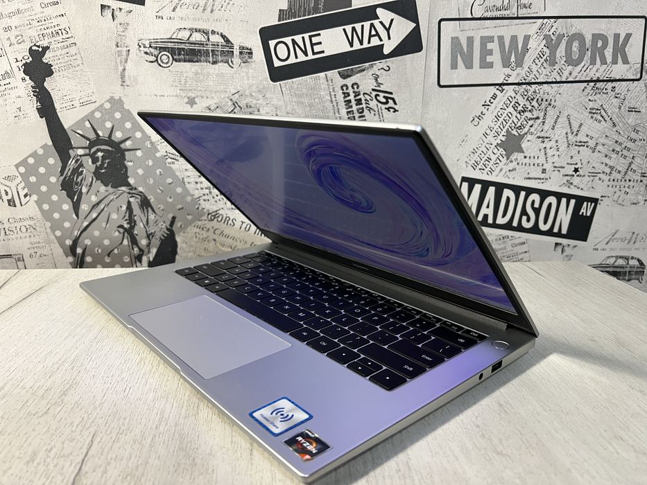 Laptop HUAWEI 475GDSO2