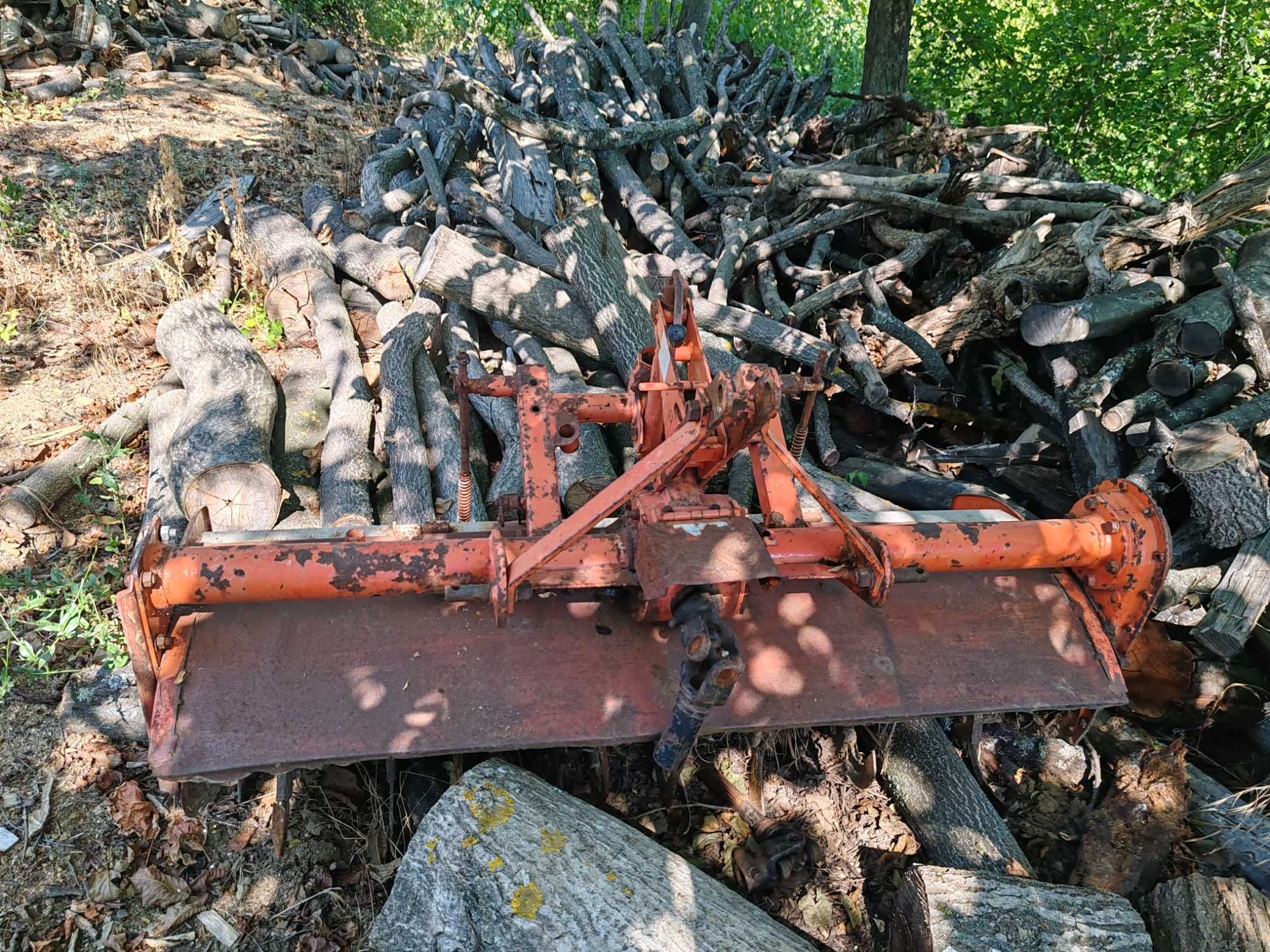 Трактор Hinomoto E184