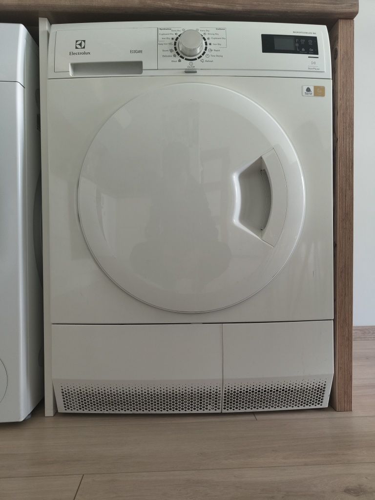 Сушилня Electrolux EDC2086PDW