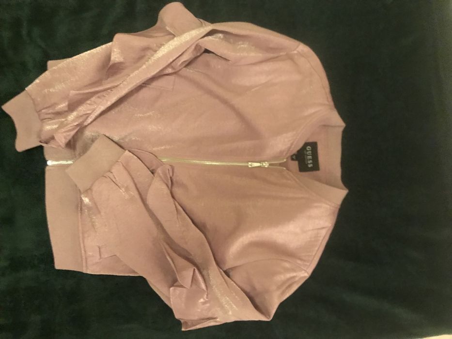 Дамско аке Guess