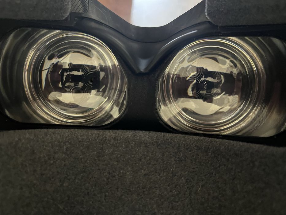 Pimax 8KX. Headset VR cu cel mai mare unghi FOV din industrie de 200°