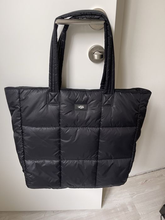 Черна UGG чанта 2025